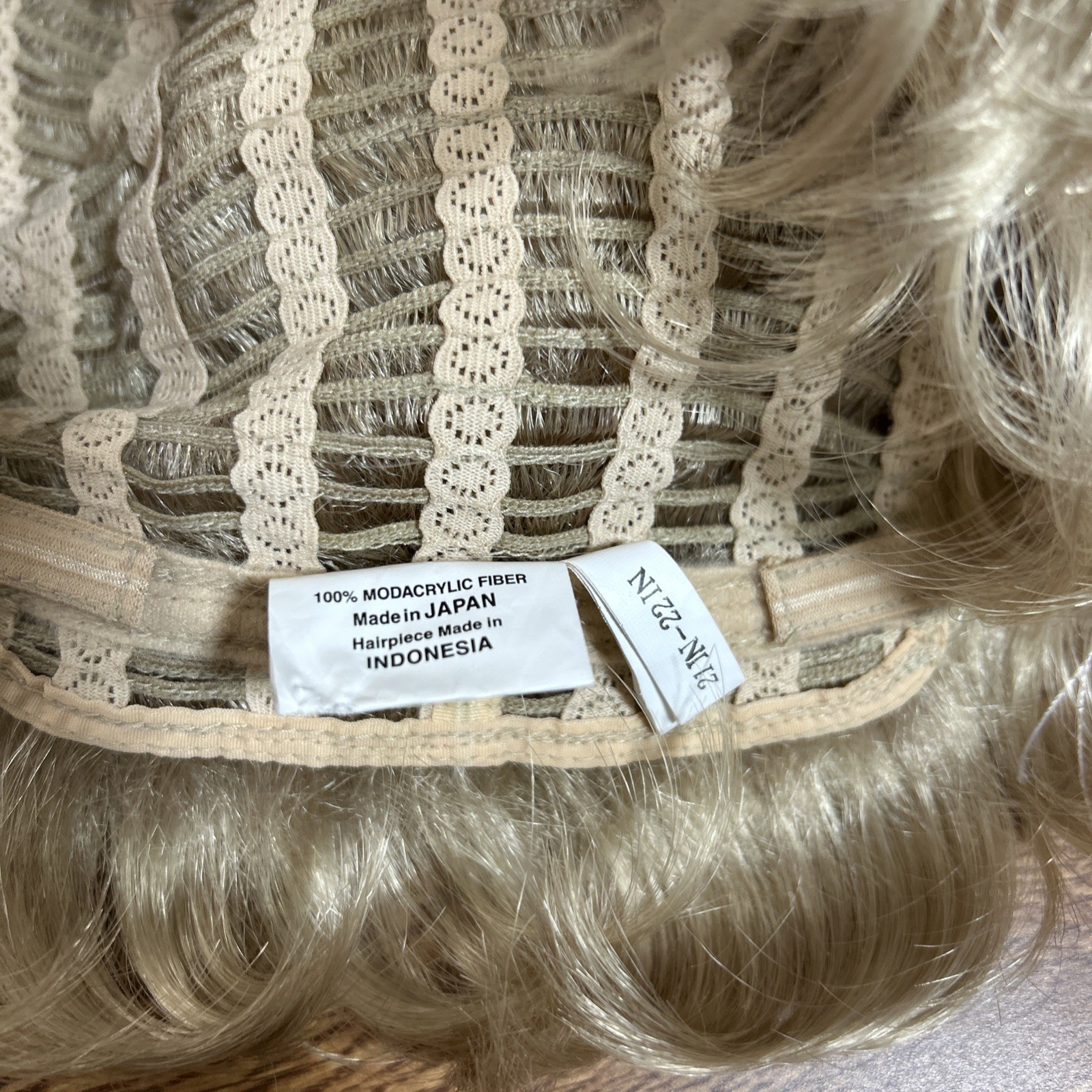 Synthetic wig golden blonde Pixie 21in-22in. Timeless Collection EUC