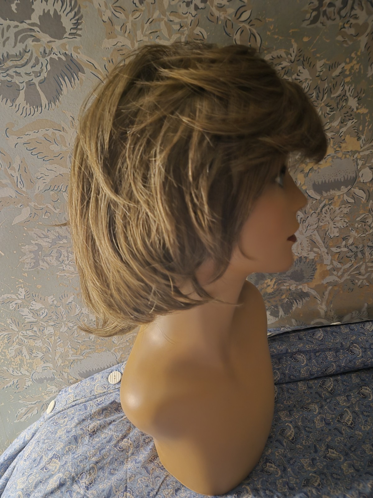 Paula Young Evelyn-A Synthetic Layered Straight Wig Classic Cap 8/12A Pecan