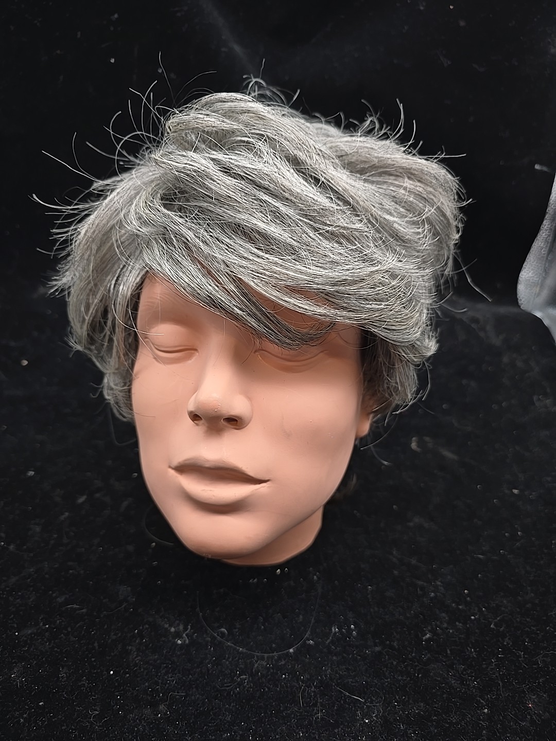 Foxy Silver Wig Gray Shag Short Cute Cut Japanese Origin Made In Indonesia