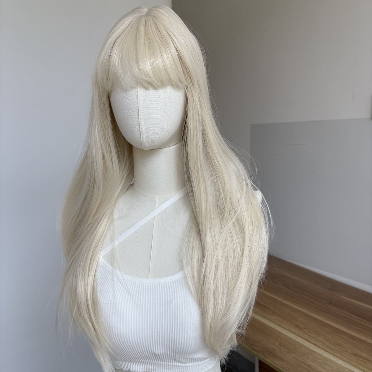 Long Straight Synthetic Hair Costume Wigs With Bangs Platinum blonde Women