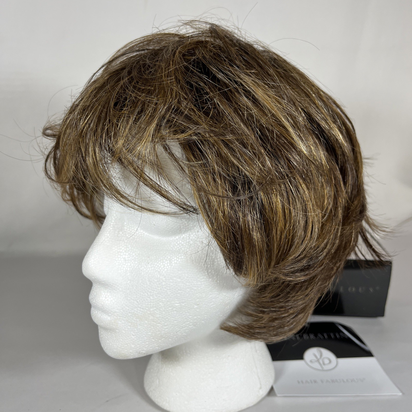 Toni Brattin 317 Enchanting Regular BROWN BLONDE Short Textured Wig New in Box
