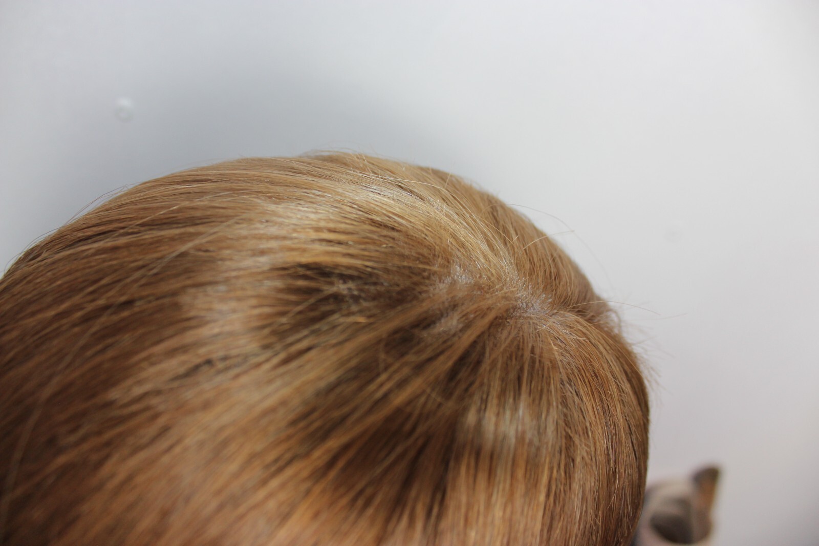 blonde human hair wig fall, sheitel type skin top used wig topper style.