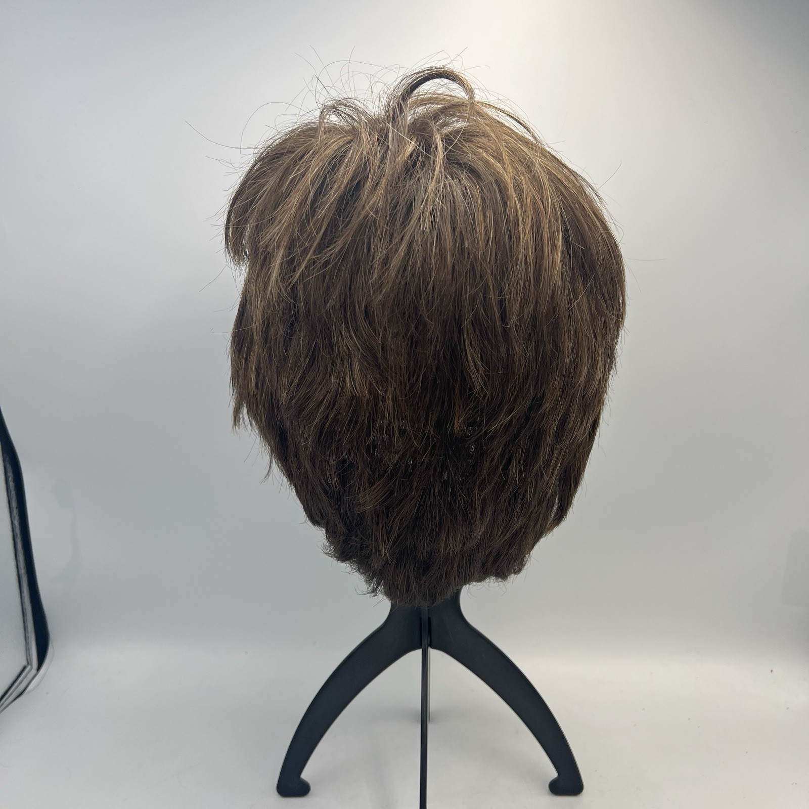 Belle Madame Thea Synthetic Wig in Chocolate Mix 8/10/27/20 w Box Discontinued