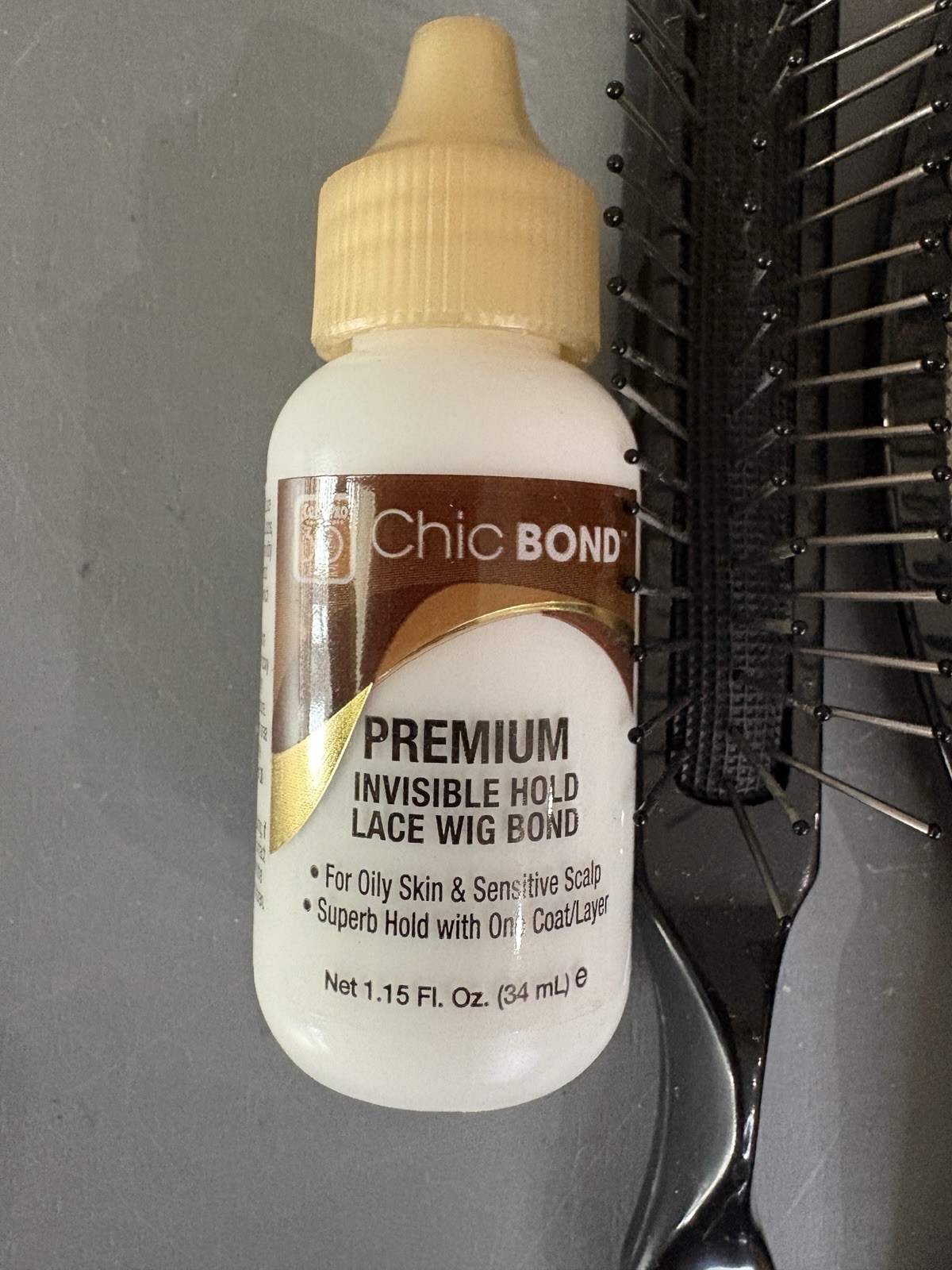 Brittny Wig Brush Set Loop Detangler + Salon Pro Chic Bond Glue 34ml