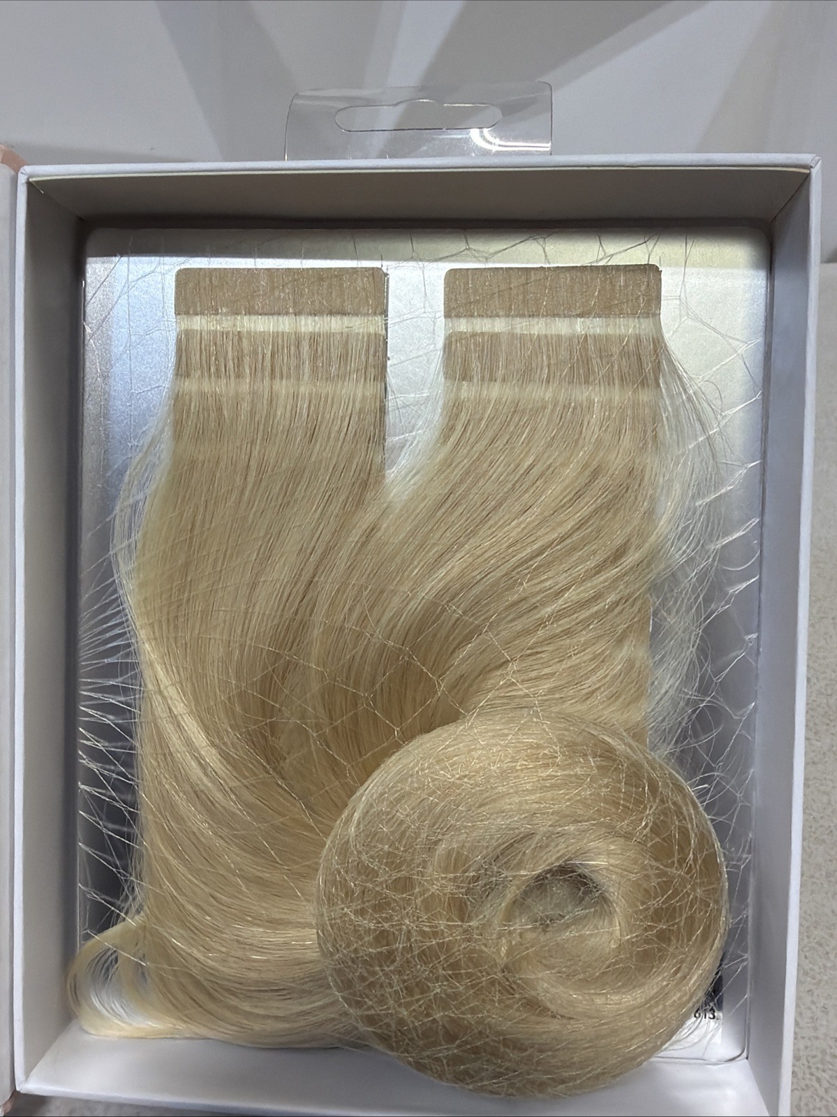 Hairtalk Original Tape In Extensions Color613-21in 20Bands