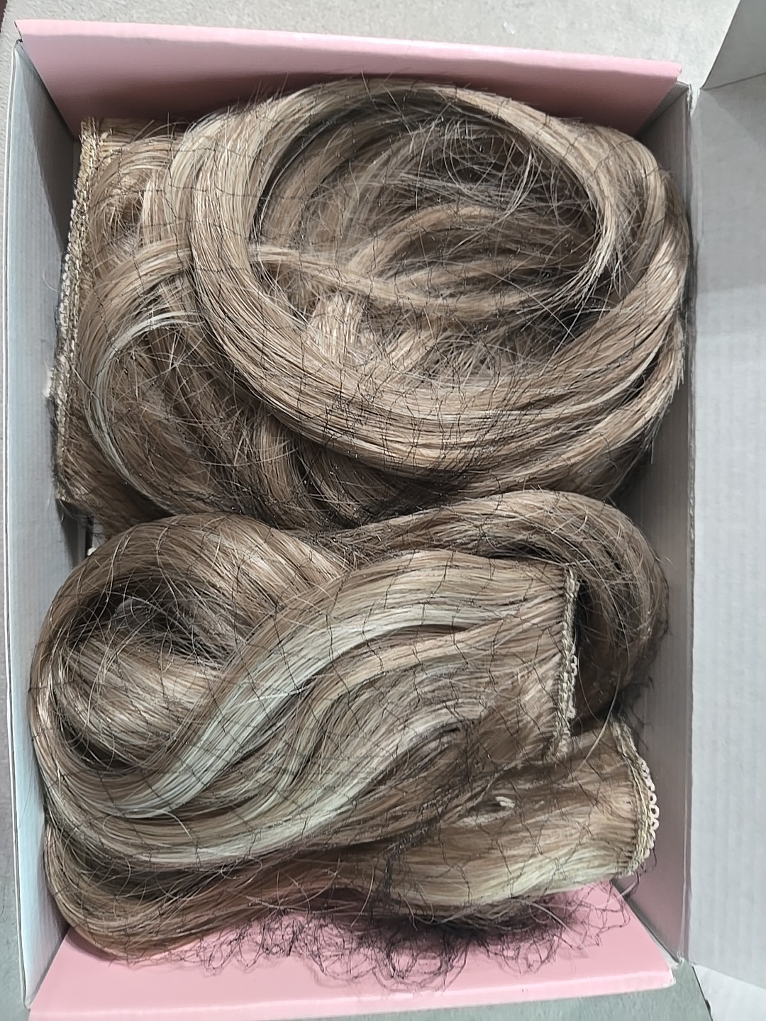 Clip in Hair Extensions, 4PCS Hair Extensions 14″ Short Wavy Invisible Lace Weft