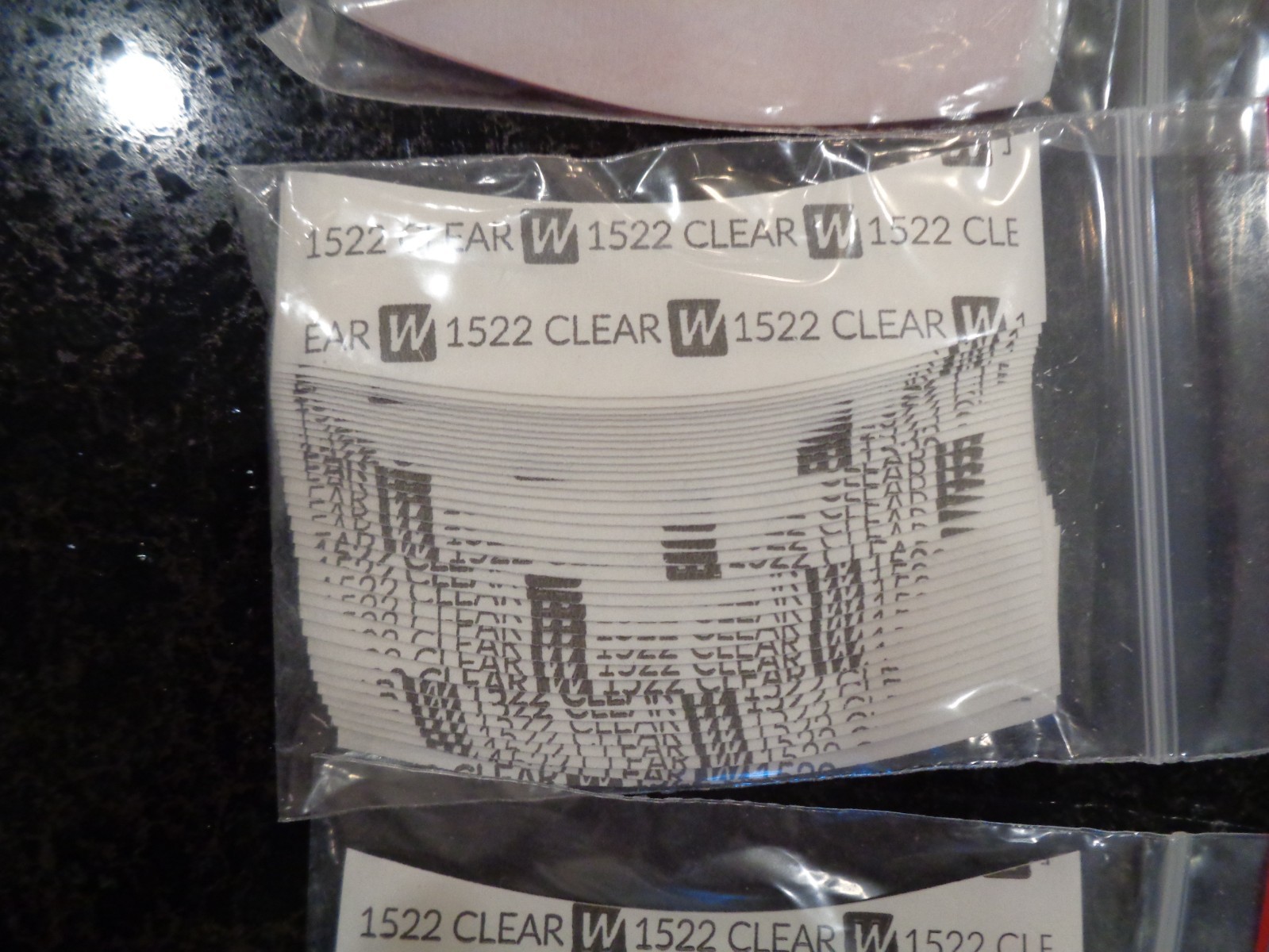Lot Walker 3M 1522 Clear Hairpiece /toupee Adhesive Tape 169 Pcs. 1” x 3”