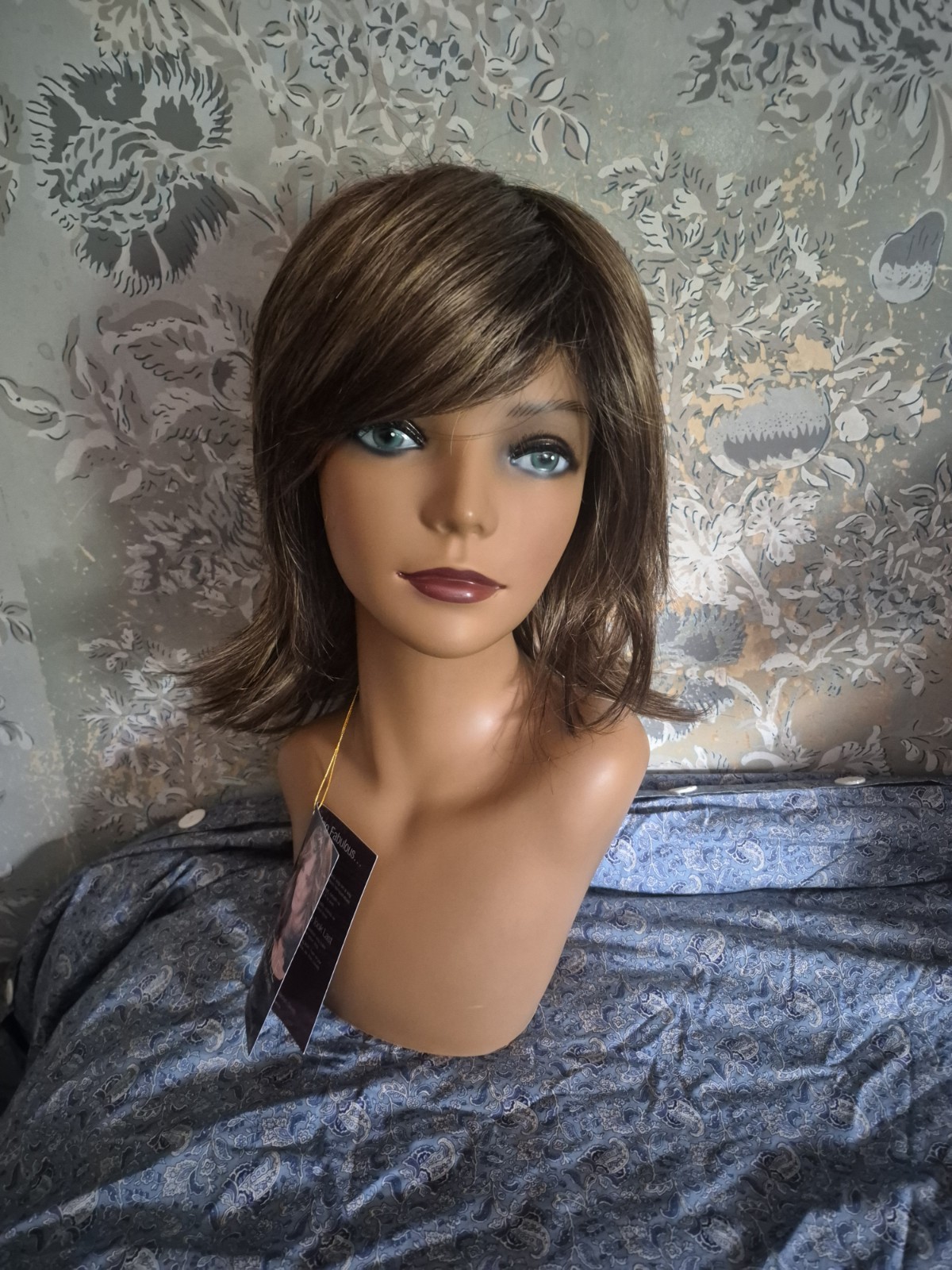Style by Jaclyn Smith Brezzey SHAG Synthetic Wig Layered Straight Classic Cap