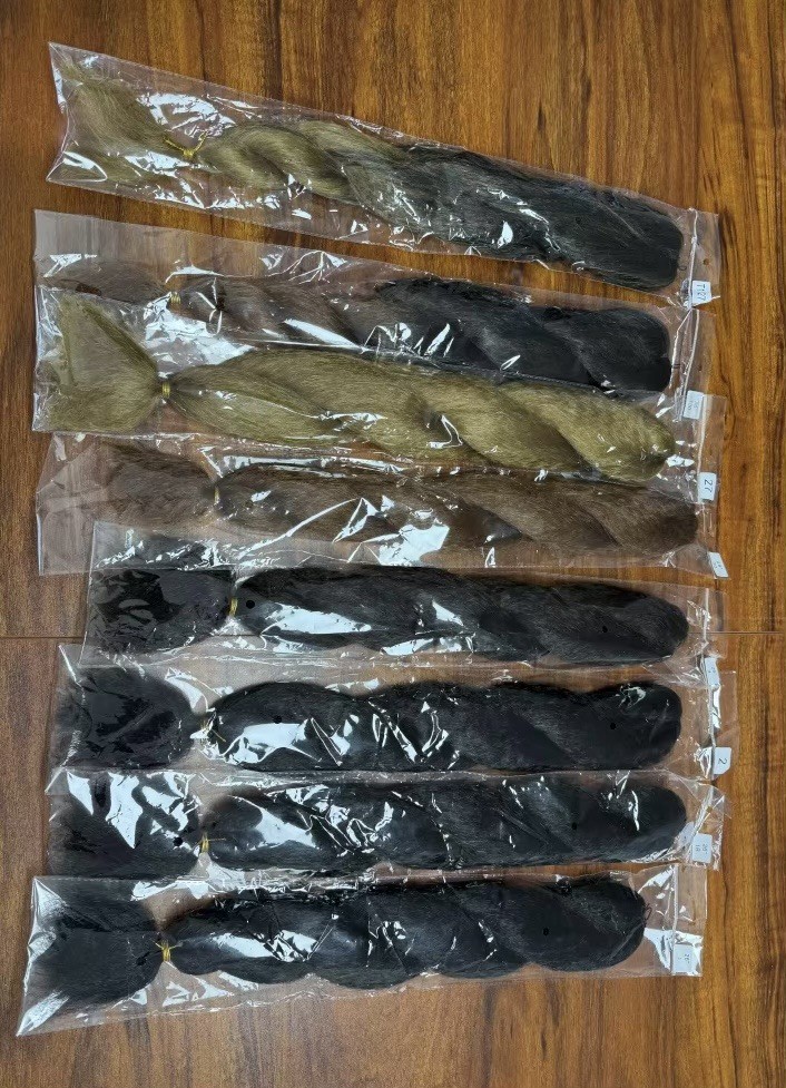 26 inch Kinky Straight Vixen Crochet Hair synthetic Bundles (3 Pack) Multi Color