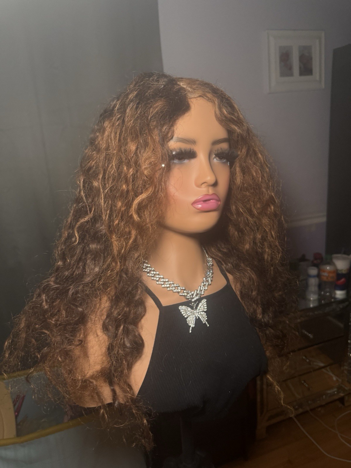 100% Human Hair 4×4 Lace Closure Wig Brown Curly Pre-Plucked 24-26