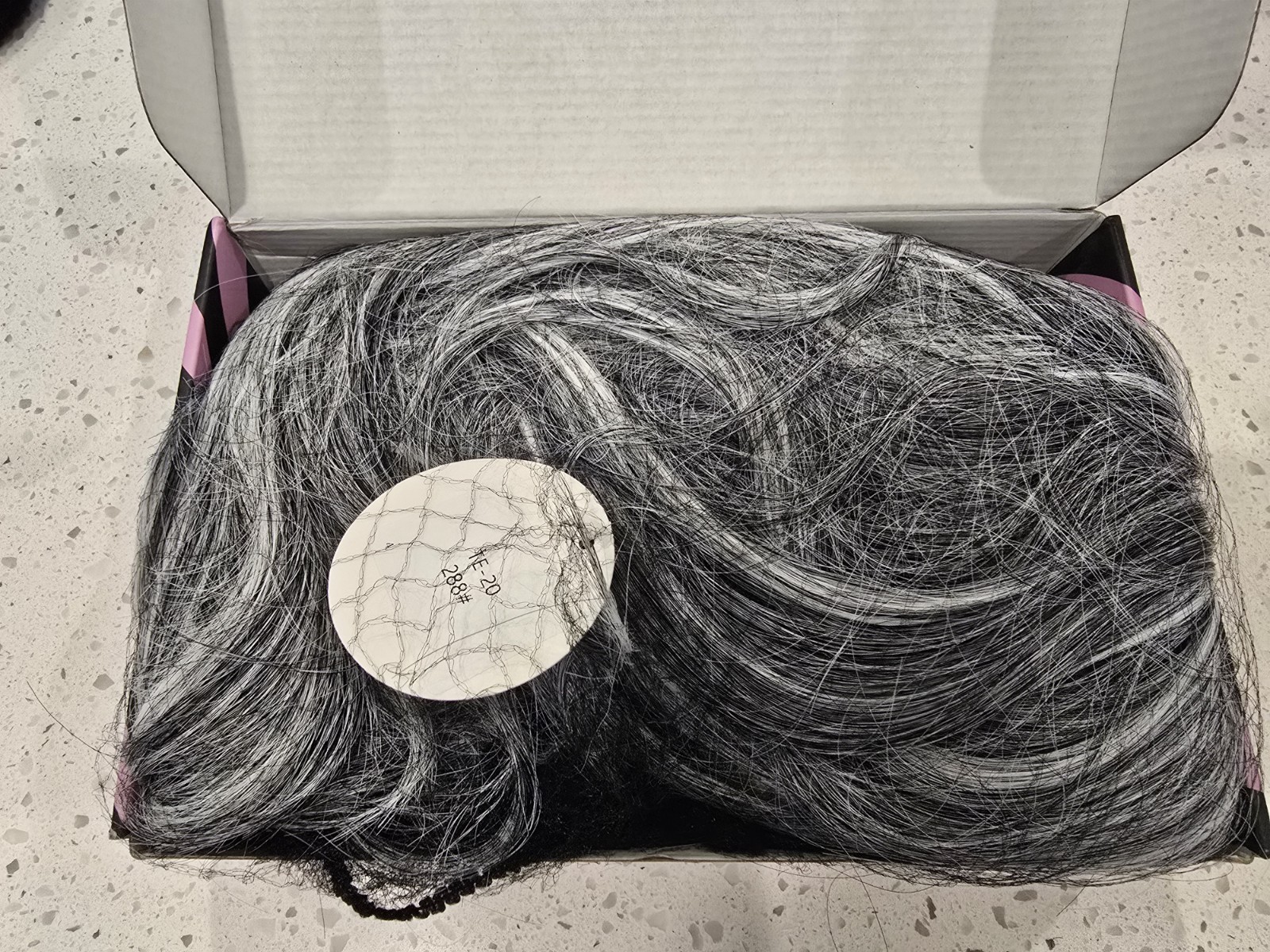 23″ Salt And Pepper Gray Long Wavy Classic Cap Wig New