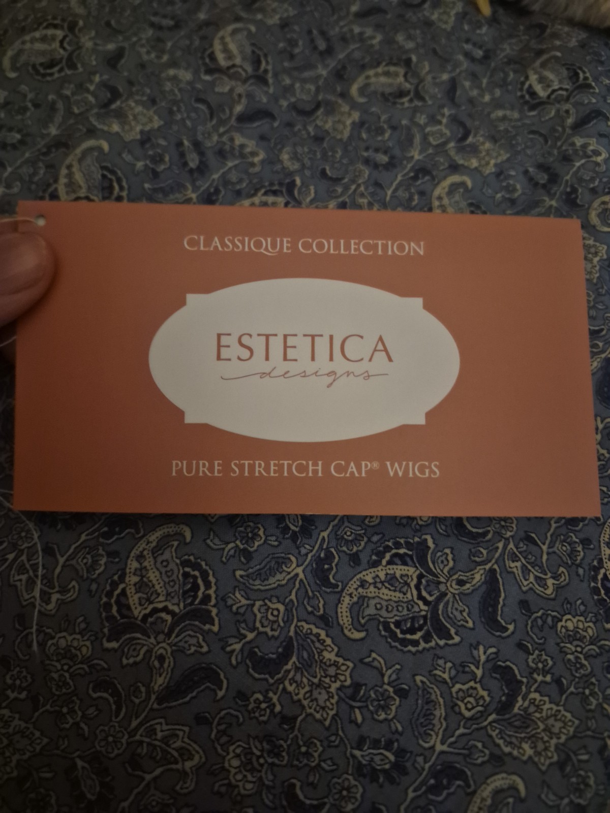 Estetica Classique Collection Classic Cap Wavy Wig Caramel/Kiss REEVES wore 1x