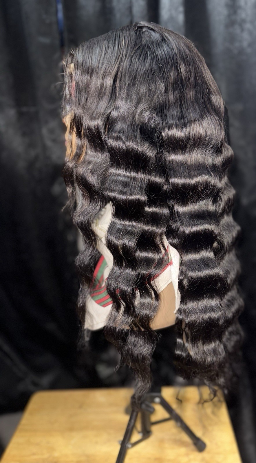 30” Deep Wave Custom Wig – 100% Human Hair – 4 Bundles + 4×4 Closure
