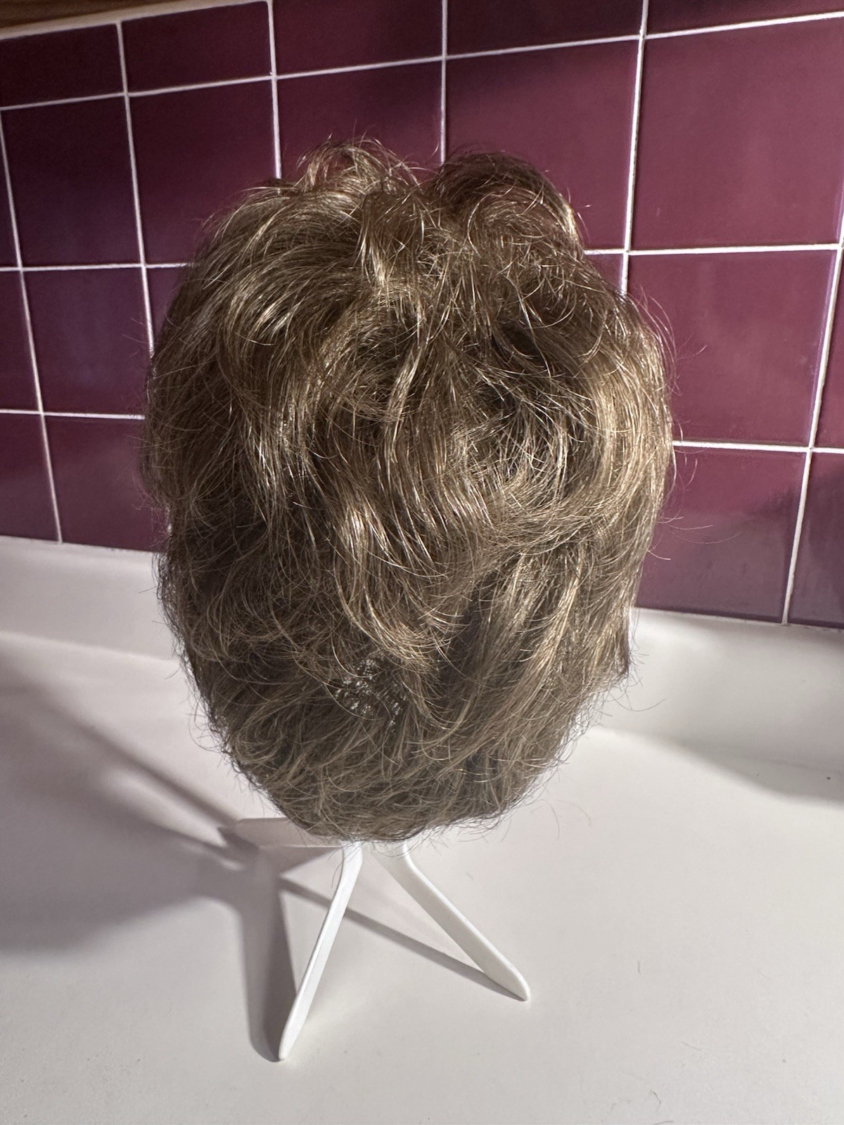 Paula Young PAM Synthetic Wig 8/12A Short Layered Wavy Classic Cap A1103