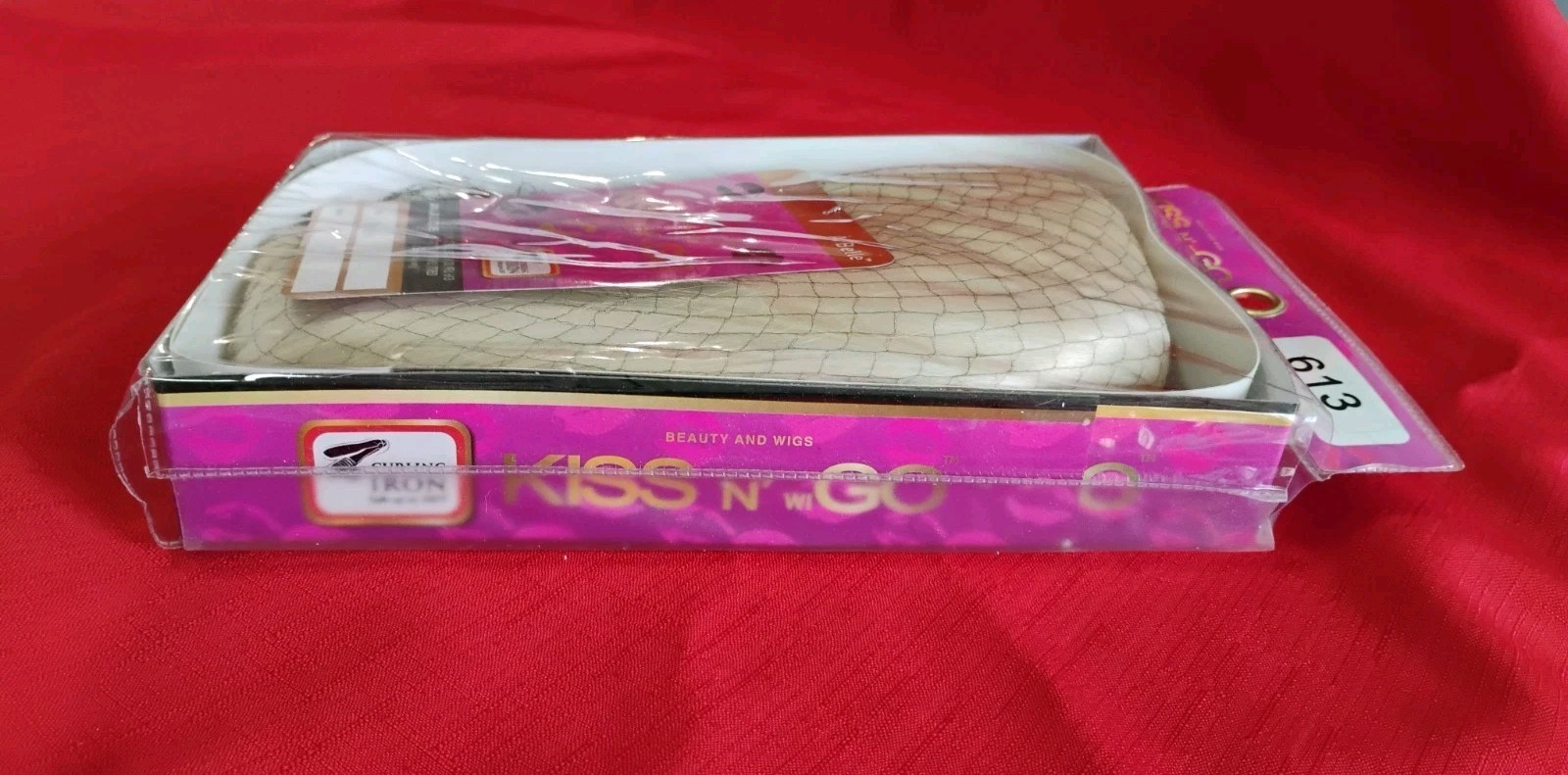 A Belle Kiss N wiGo Women’s Beautiful Diana Blonde (613) Short Easy To Wear Wig
