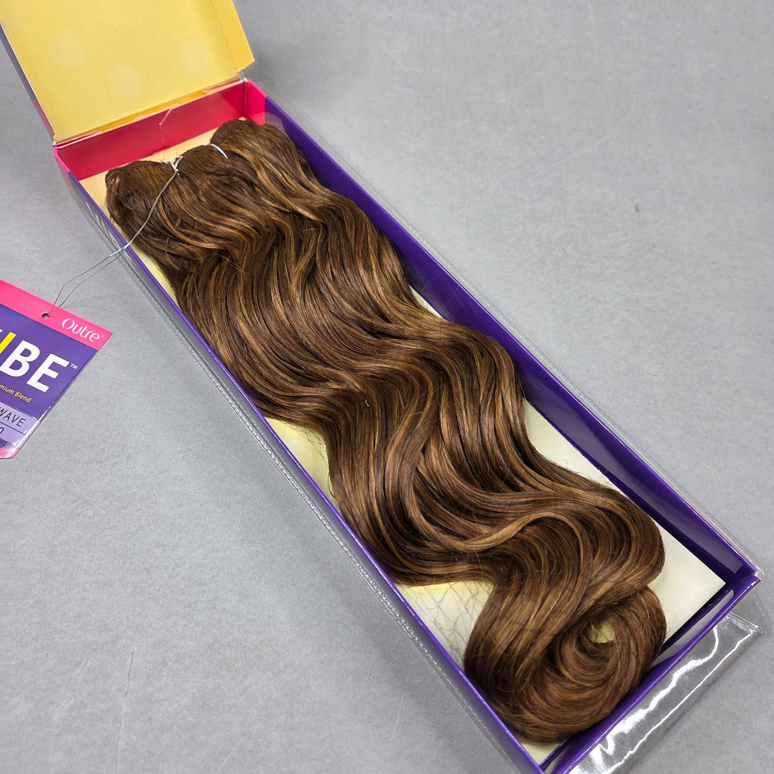 Outre V!BE Grammy Wave Hair Extensions 14″ C27/30 Human Hair Blend