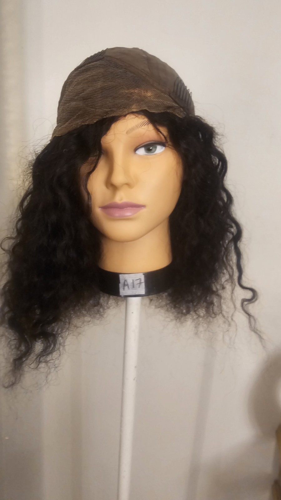 High-Quality Regular Top 18 To 20 ” Black Wavy 150% Virgin Human Hair Lace Wig