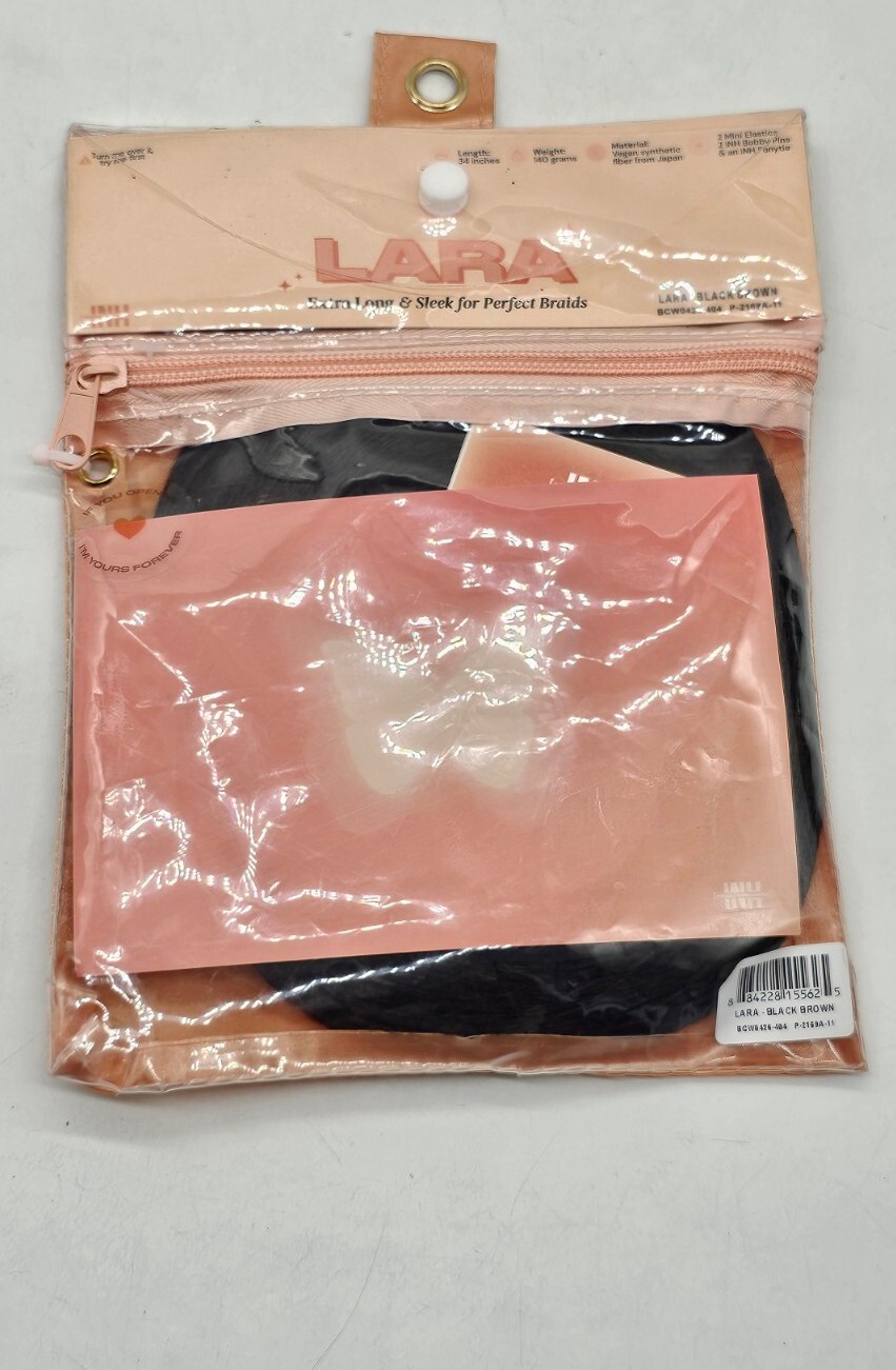 Insert Name Here Lara 34 In 140 G Ponytie Extra Long And sleek For Perfect Braid