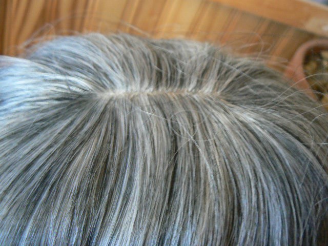SALT AND PEPPER WIG FOR WOMAN USED ONCE