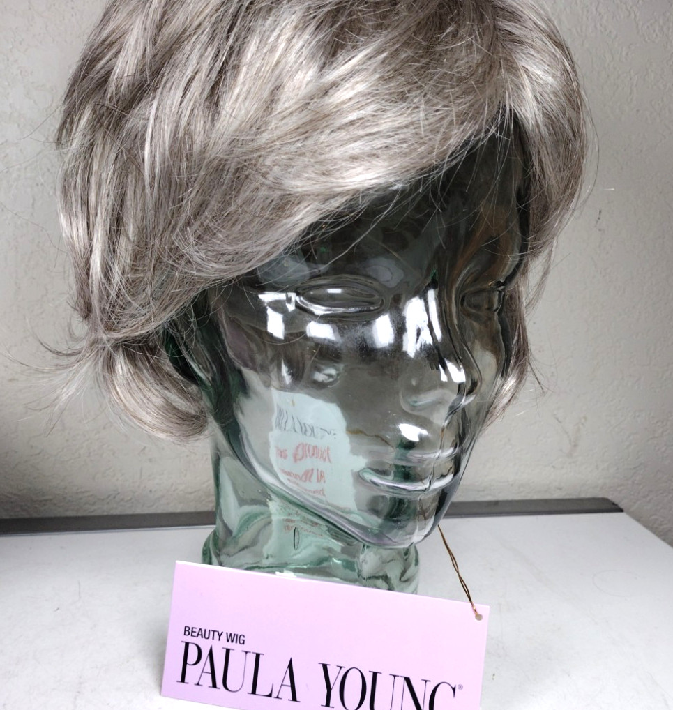 Paula Young Wig Silver “Beth” Easy-Care Synthetic Materials Made in Japan w Tags