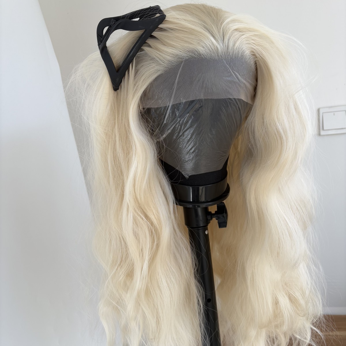 Heat Resistant Synthetic Hair Frontal Lace Wig Long Wavy Platinum blonde