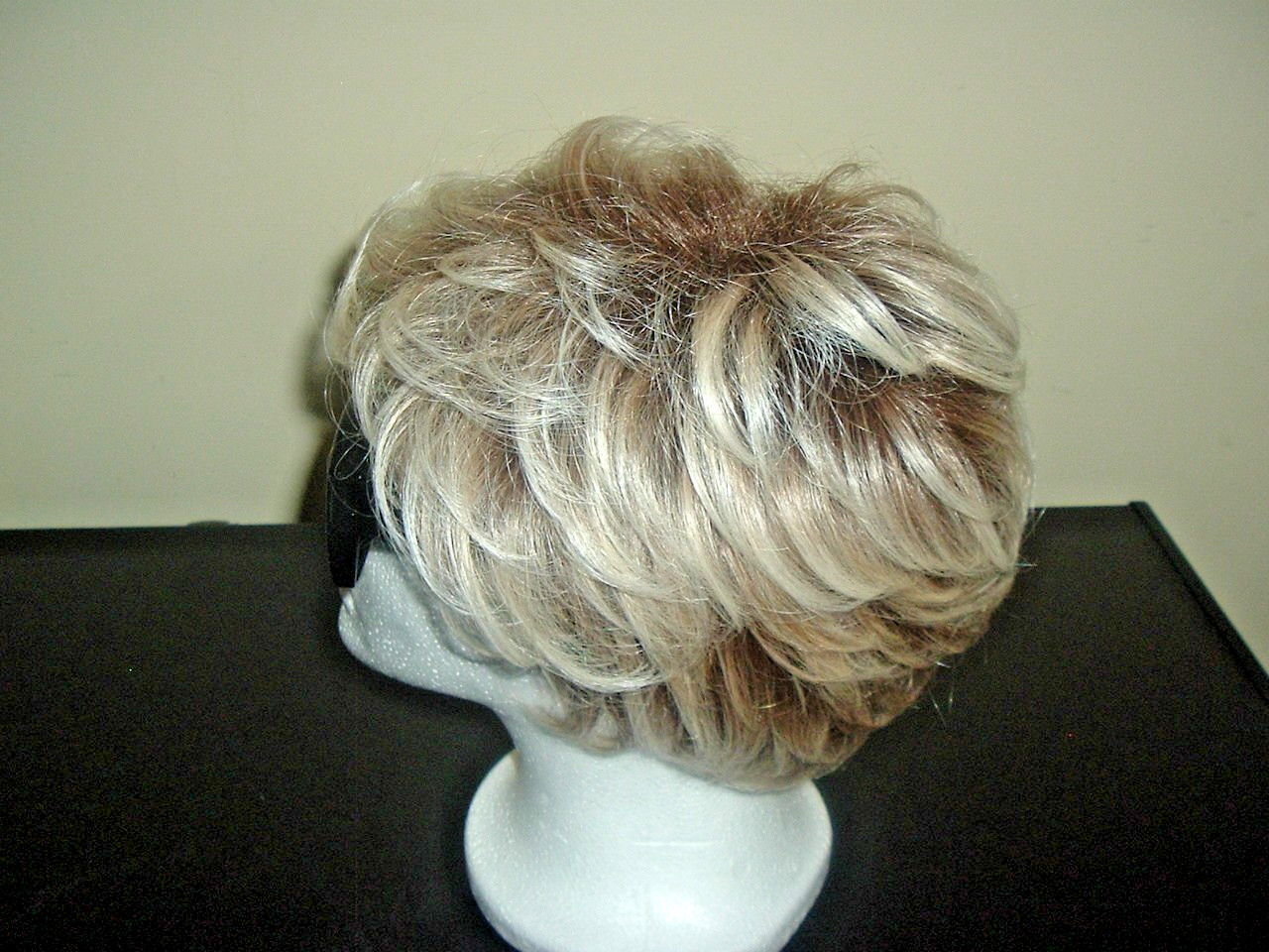 Toni Brattin Fabulous Light Blonde Wig High-Quality Synthetic Hair Easy Care
