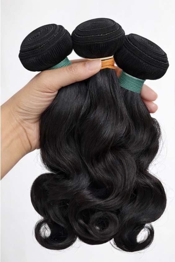 Brazilian Body Wave Human Hair Bundles 16 18 20 Inch Natural Black Remy Weave