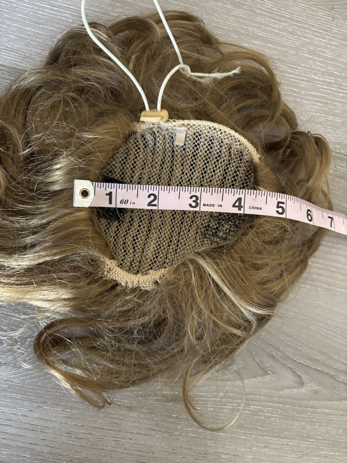 Pre Owned Women’s 100% Japanese Fiber Collection Dirty Blond Short Hair Piece