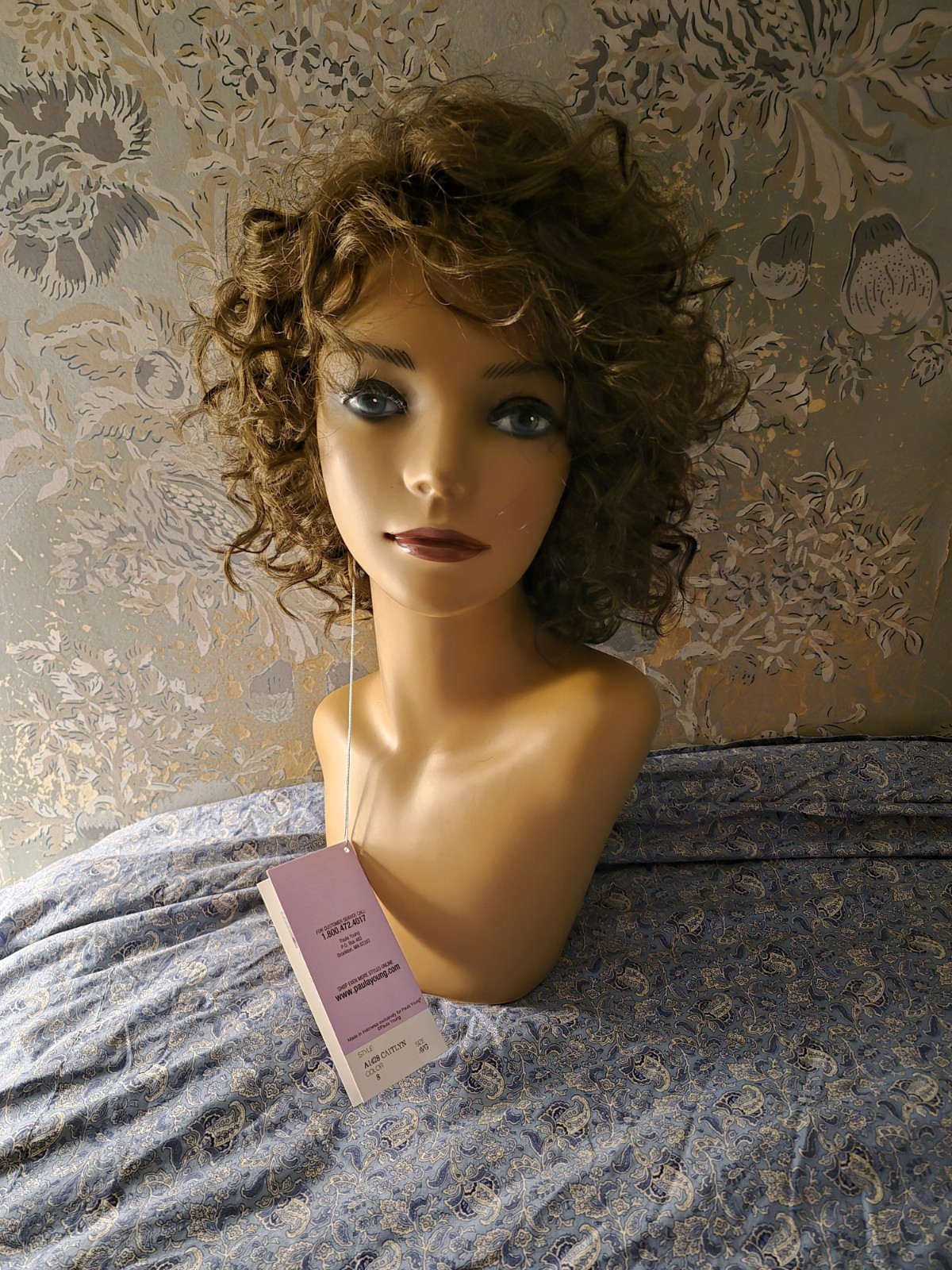 Paula Young CAITLYN 8 Short Curly Layered Synthetic Wig Medium Brown AVG