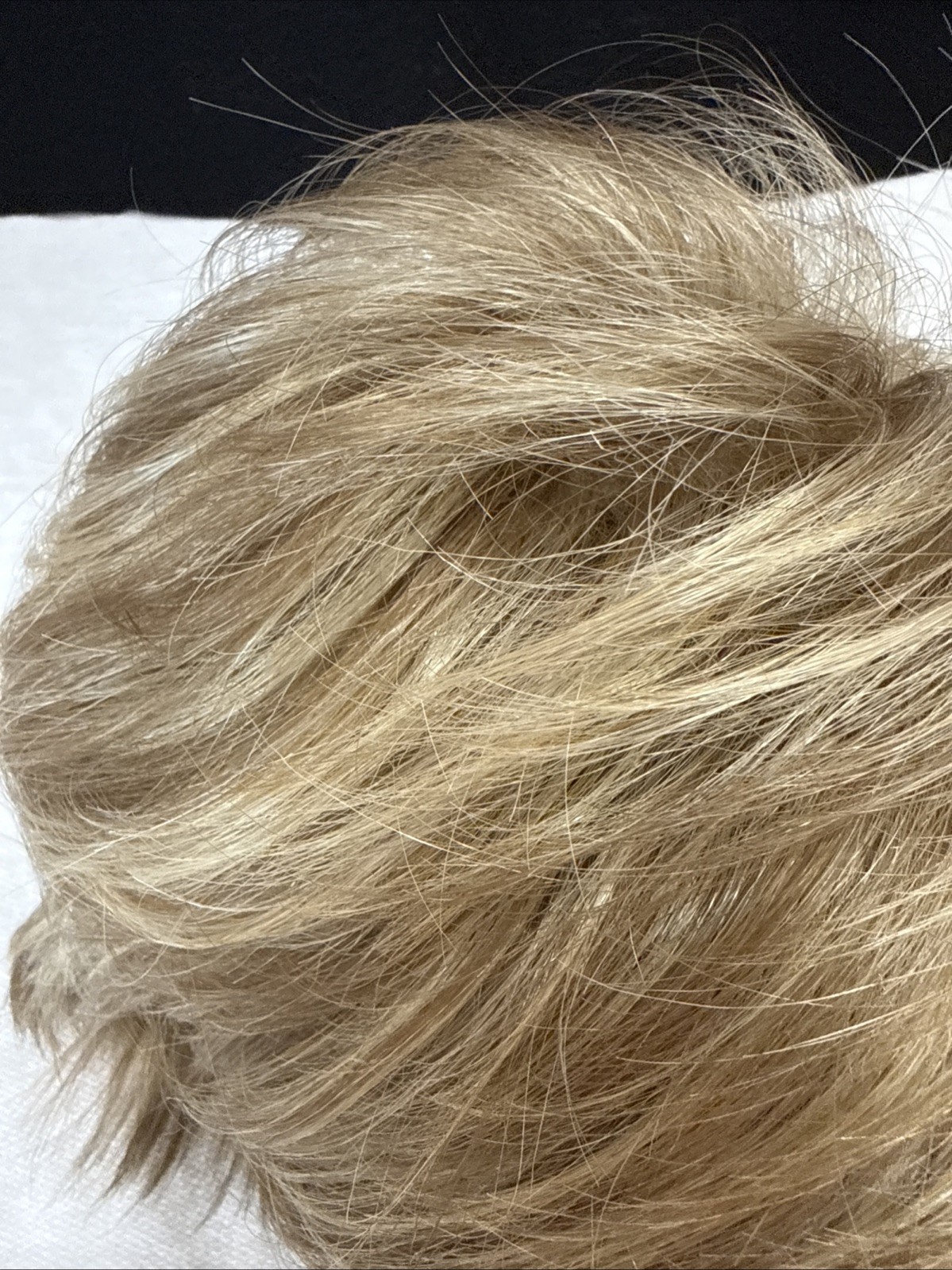 Envy Shari Sparkling Champagne Wig 100% Kanekalon Fibers Best for Shine Shape
