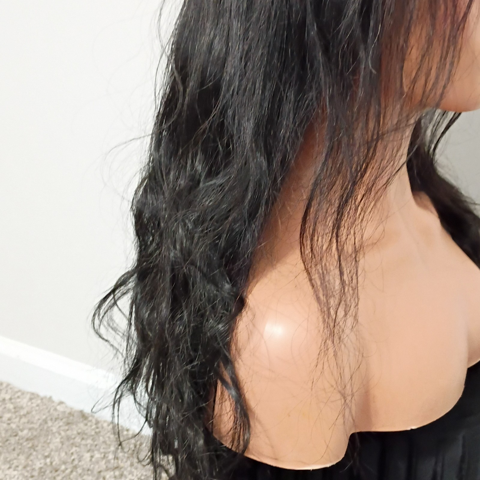 Black Wavy Lace Front Wig Free-Part Synthetic 21-30 in Wear & Go