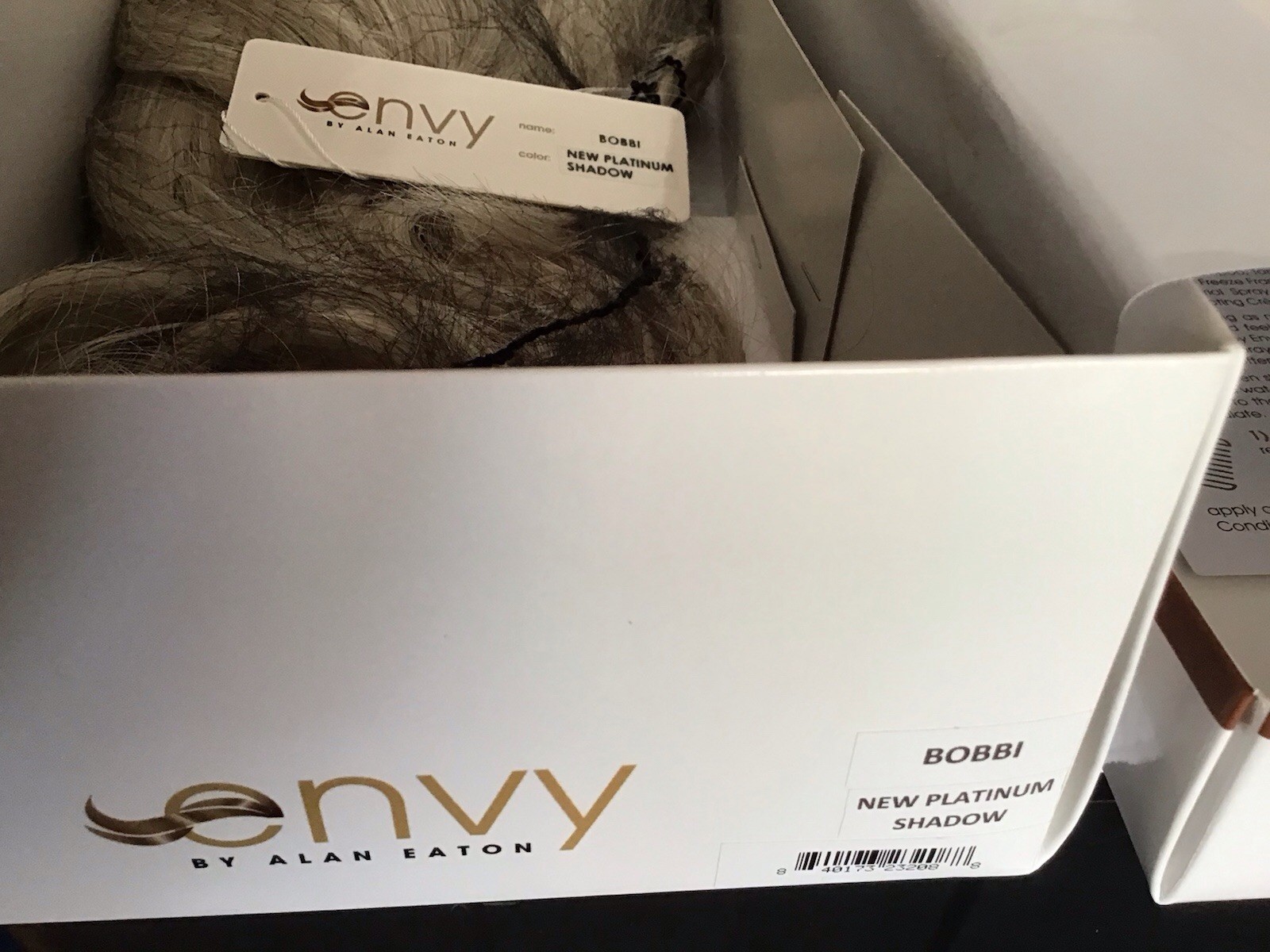 NEW IN BOX BOBBI Wig by ENVY NEW PLATINUM SHADOW Lace Front Mono GORGEOUS