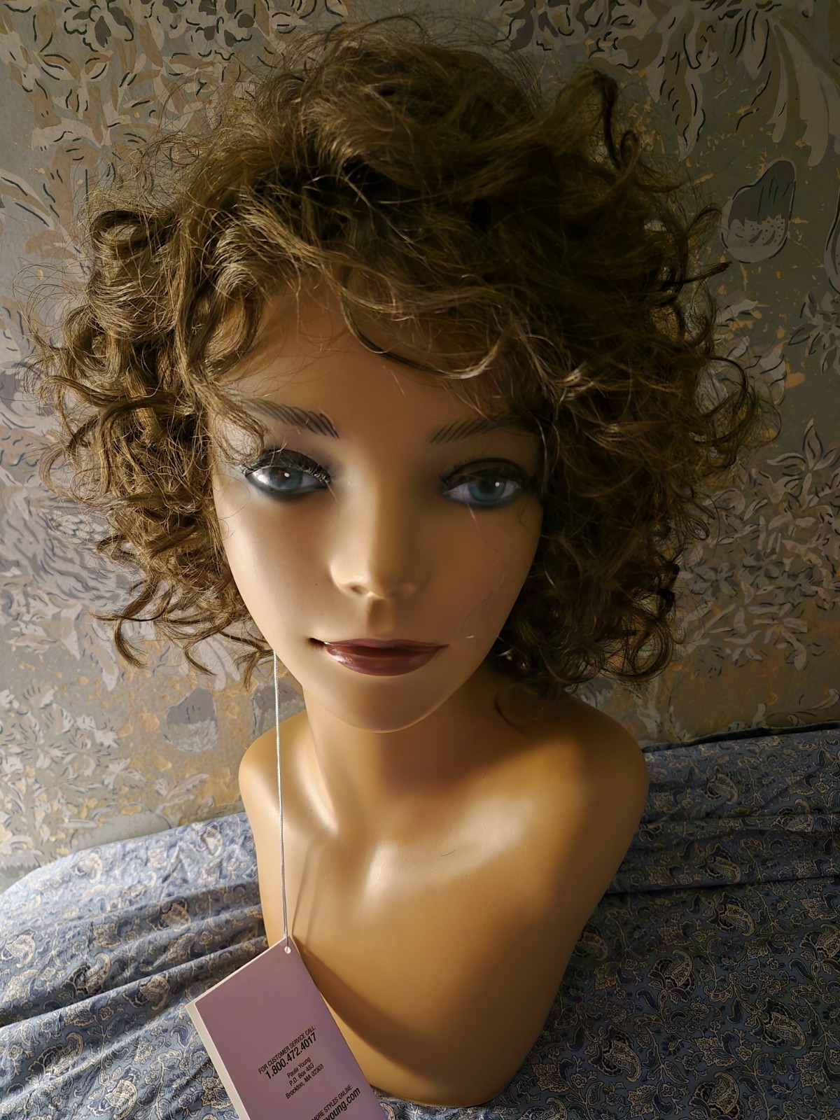 Paula Young CAITLYN 8 Short Curly Layered Synthetic Wig Medium Brown AVG