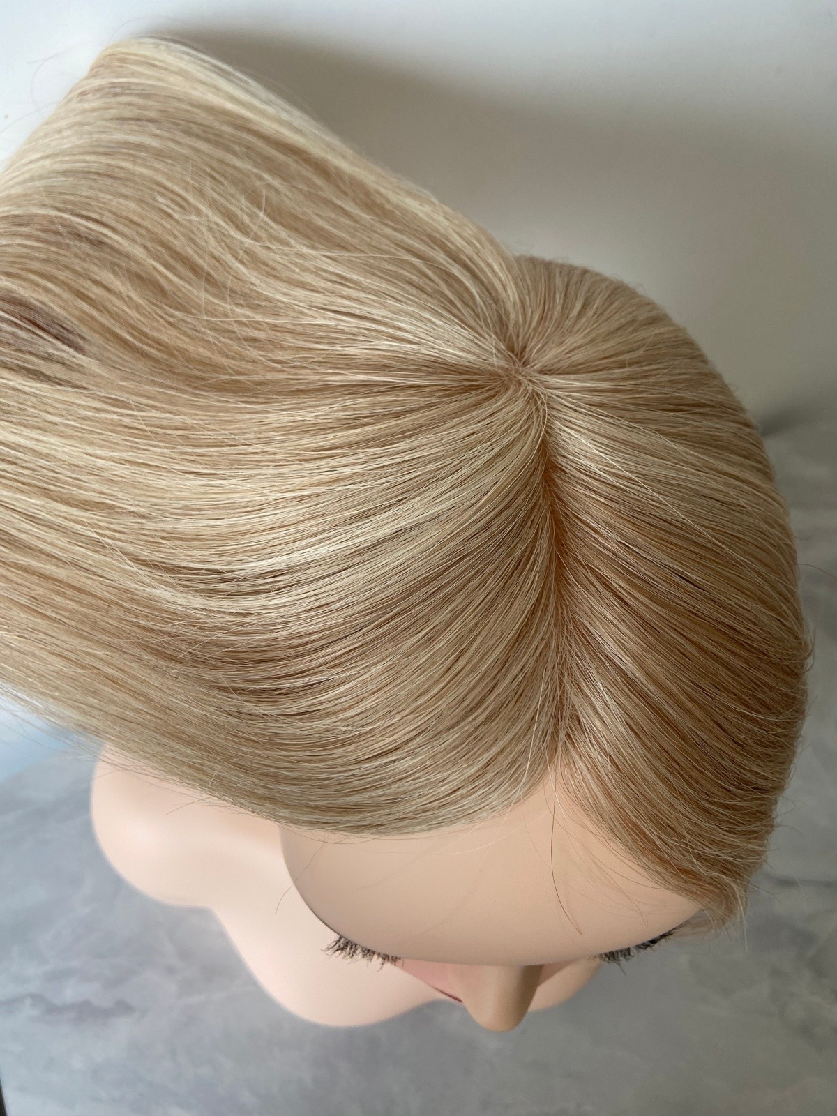 100% HUMAN HAIR CLIP IN 3X5 MONO TOPPER HONEY BROWN W/BLONDE HIGHLIGHTS 14″ 16″