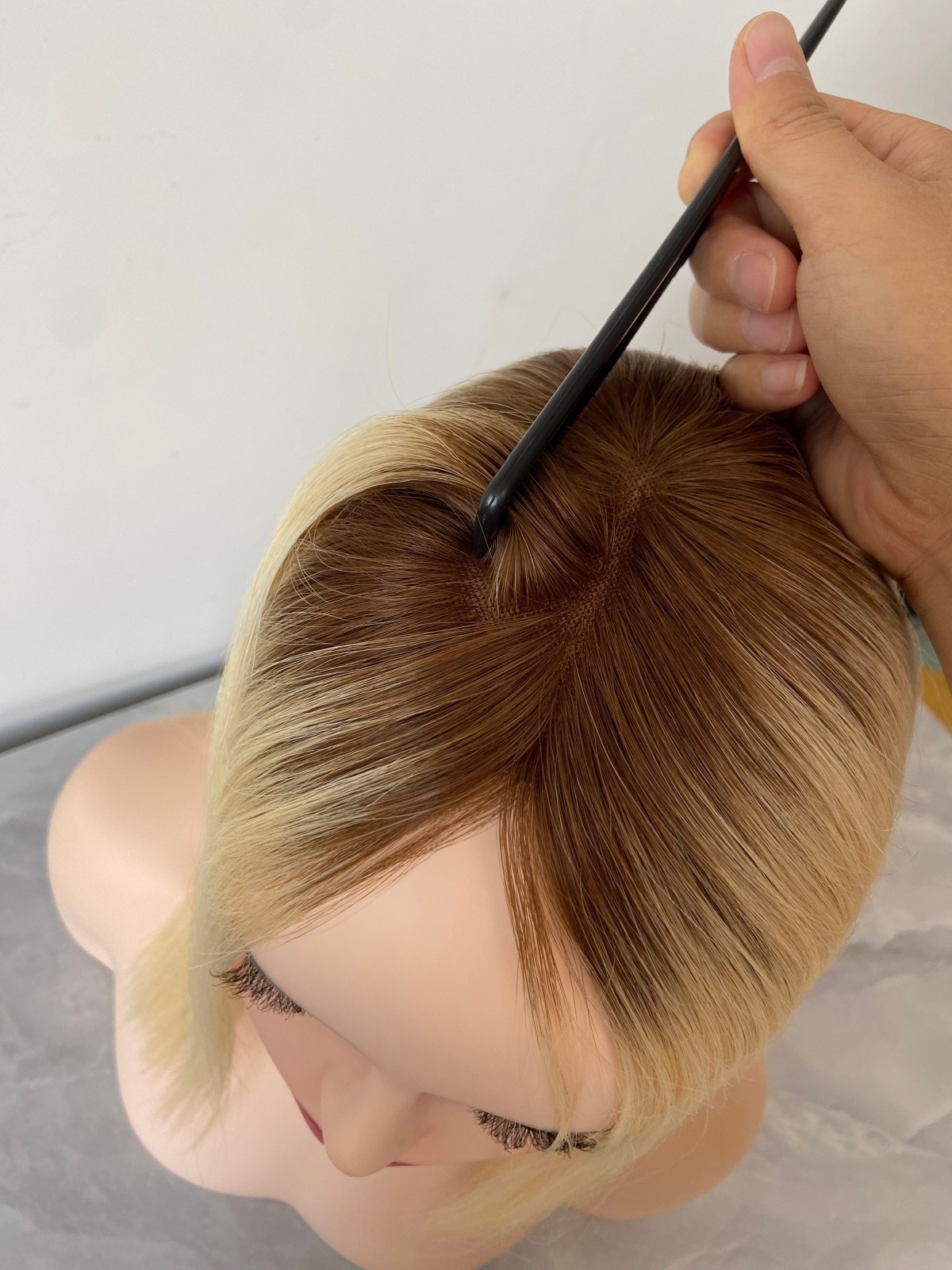 100% HUMAN RUSSIAN HAIR 5″x5″ BLONDE TOPPER BROWN ROOTED OMBRE HAIRPIECE