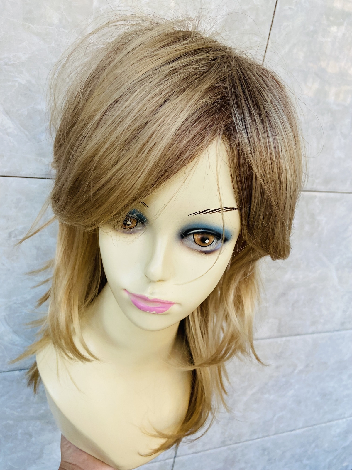 Medium Length Blonde Mix Straight Synthetic Hair Wigs Super Soft Natural Fashion