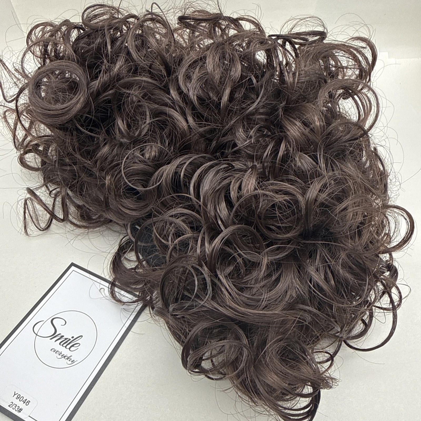 Baruisi Short Curly Wavy Blonde Brown Wigs For Women Natural Looking Synthetic..