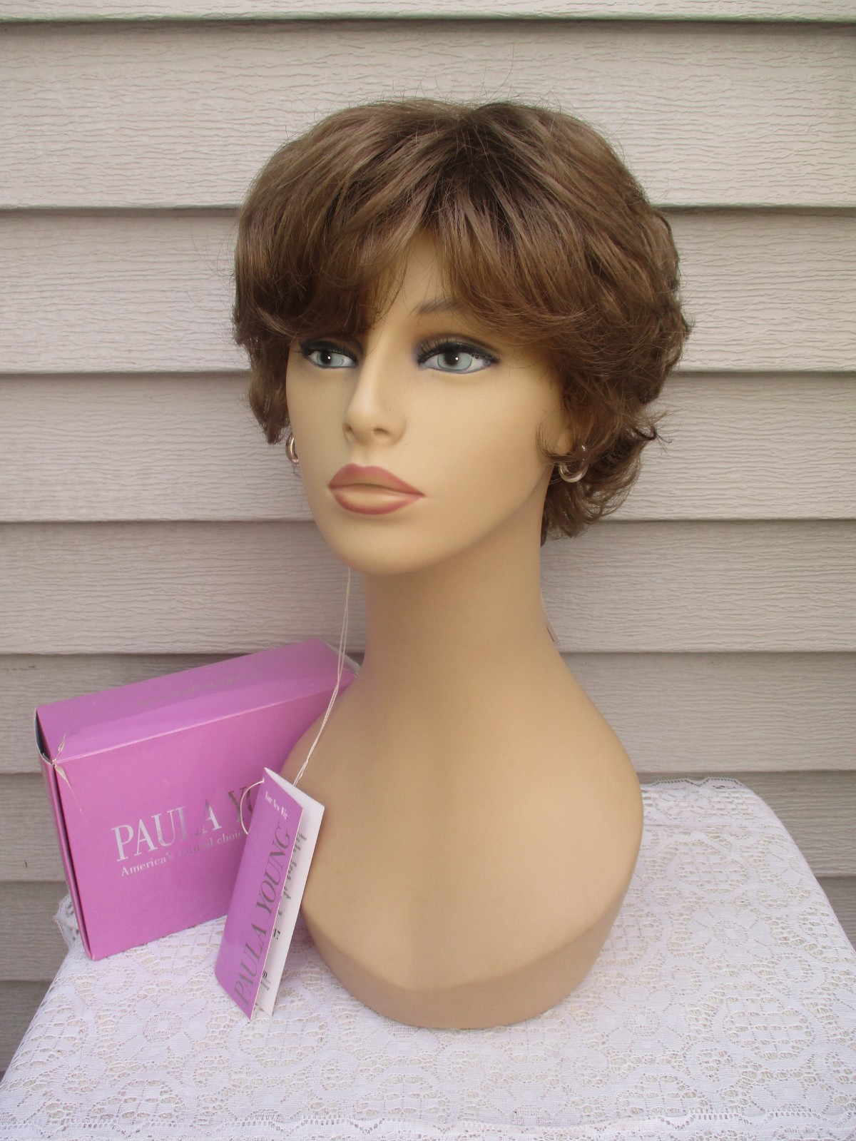 Paula Young COLOR ME BEAUTIFUL Size AVERAGE #18 LIGHT ASH BROWN Damaged Box