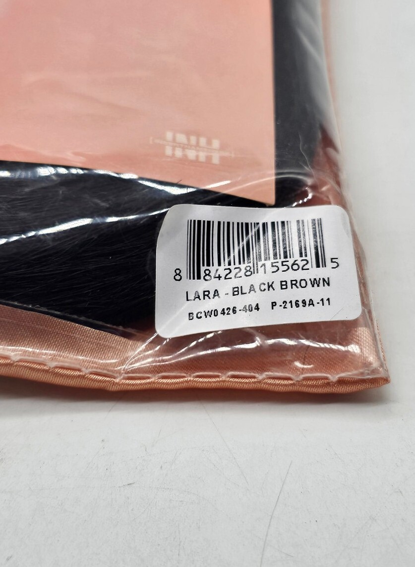 Insert Name Here Lara 34 In 140 G Ponytie Extra Long And sleek For Perfect Braid