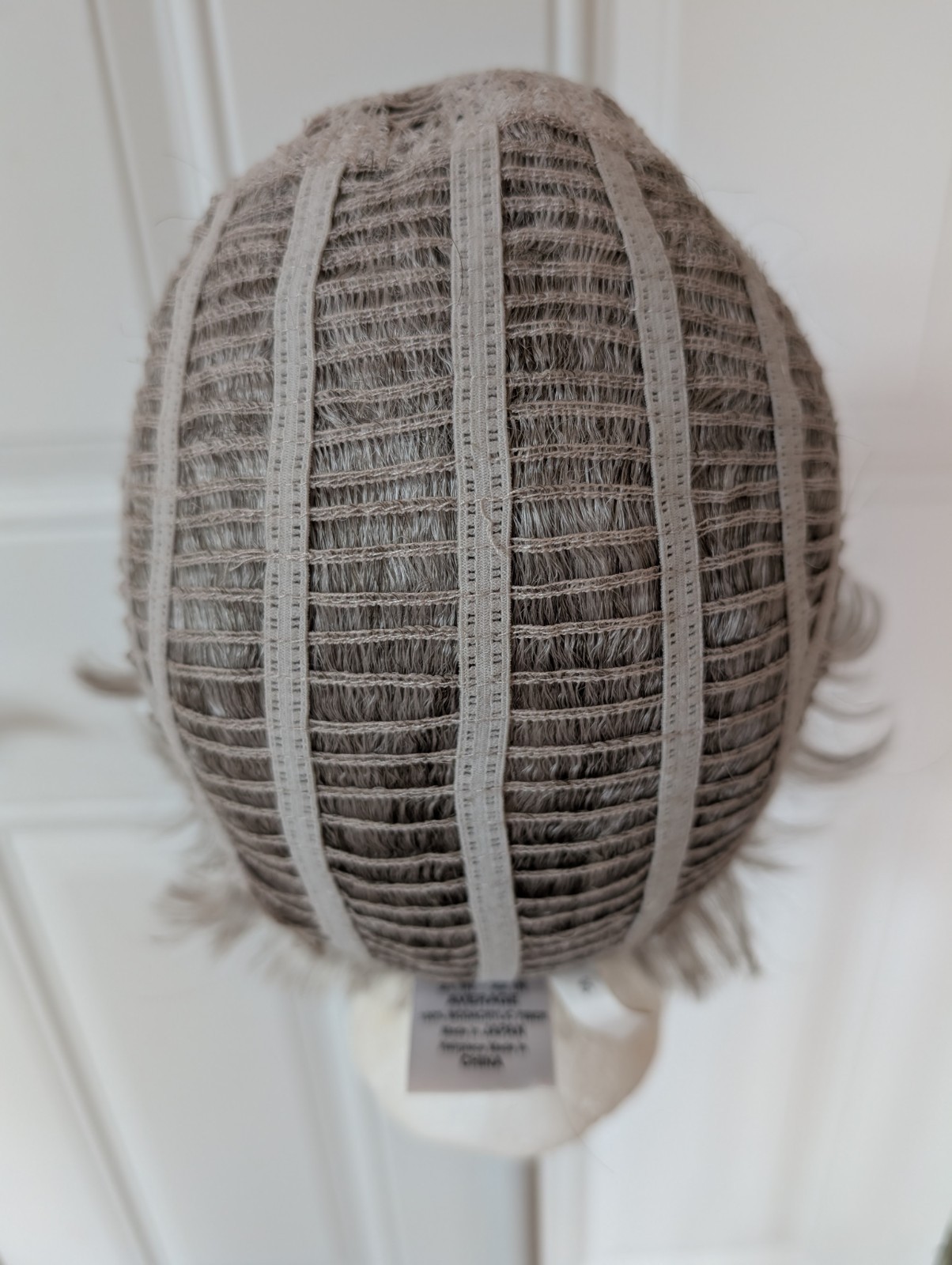 Short Wavy Pixie Wig Silver Gray Ash Blonde Layered Synthetic Avg Fashion Club