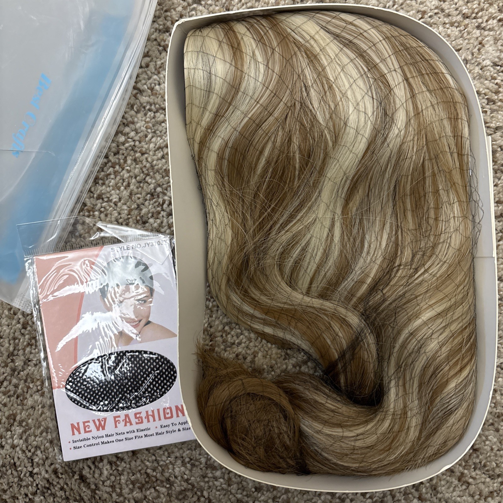 MAGQOO Short Curly Wavy Bob wig, Blonde Brown w/ Side Part, Women Synthetic Hair