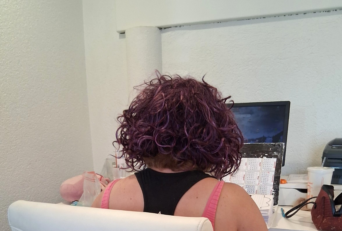 FOXY LADY PURPLE, CURLY SYNTHETIC HAIR, 8″ SHORT HAIR, FUSION HEAT