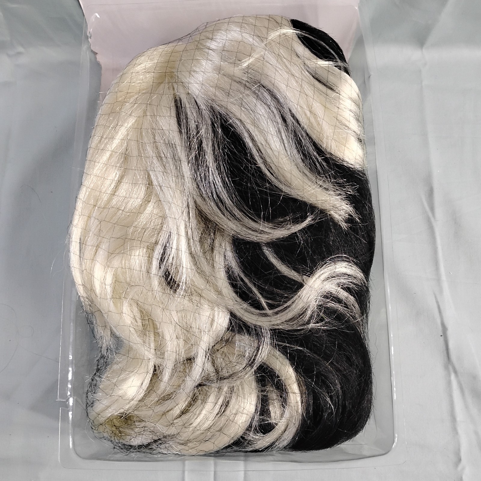 ​Cruella De Vil Wig Adult Black White Split Wavy Hair Costume NEW Cosplay