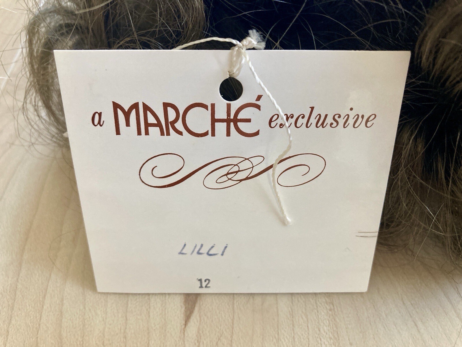 VTG 70s Marché Wig w/Original Box, Tag, Receipt, Styling Tips & Wig Care inserts