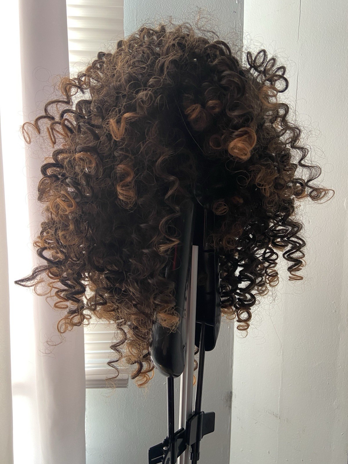 Queens Choice Wig Curls