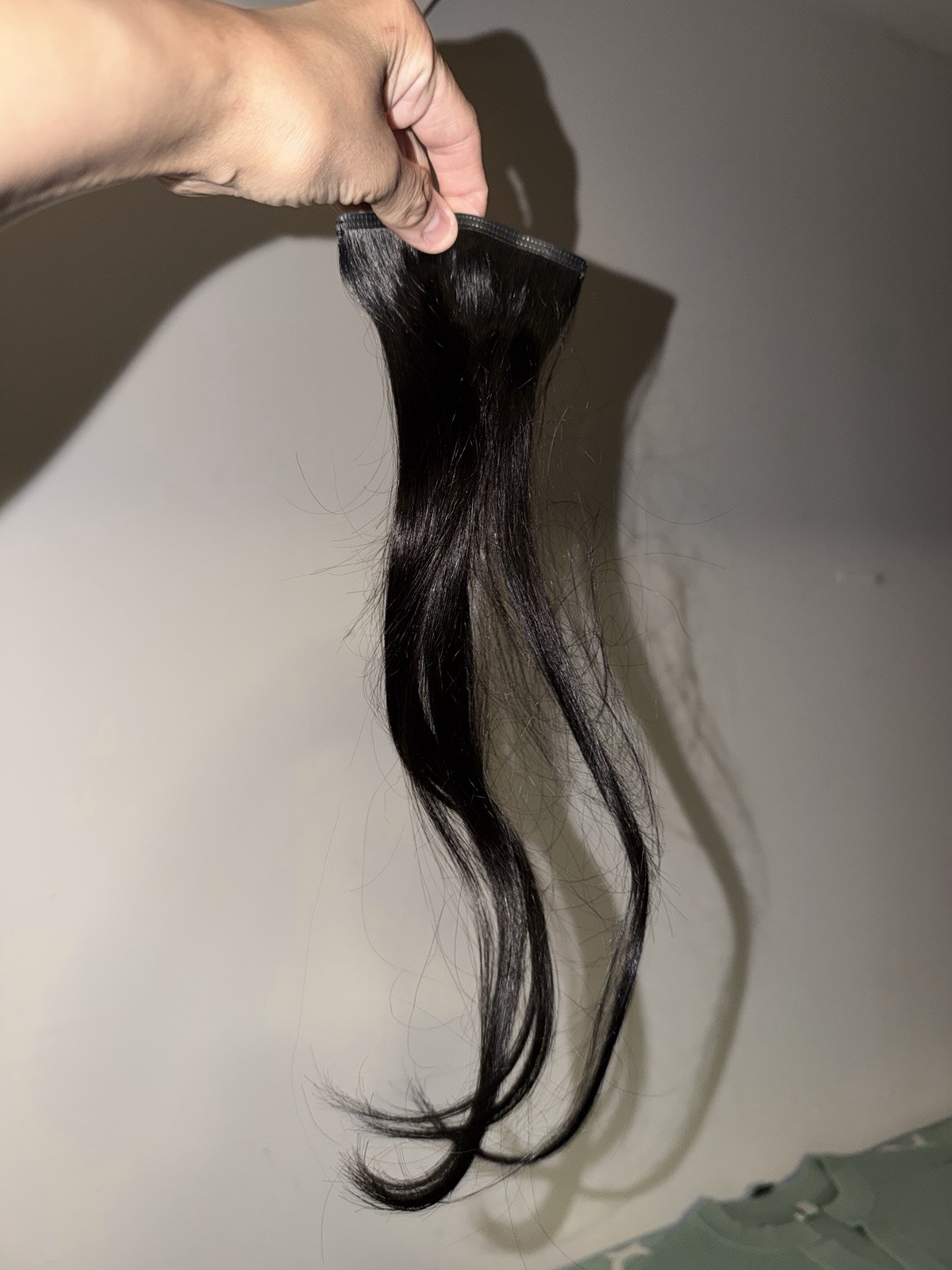 Luxy Hair Halo 16” Off Black 140g