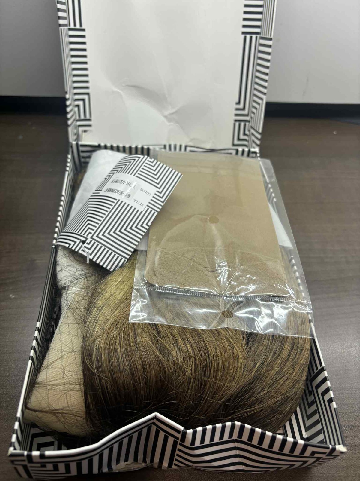 DEBUT Skunk Stripe Lace Front Wig 4×4 HD Ombre Brown Blonde Bob 10 Inch Human Ha