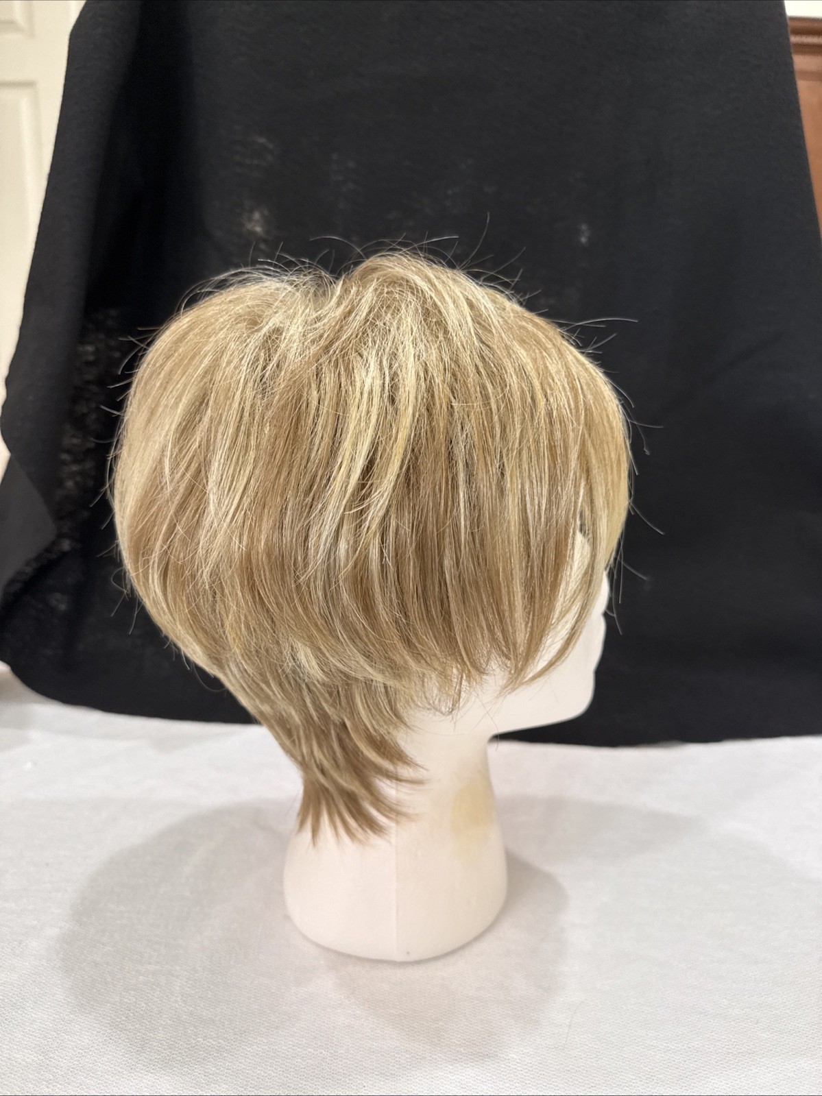 Envy Shari Sparkling Champagne Wig 100% Kanekalon Fibers Best for Shine Shape