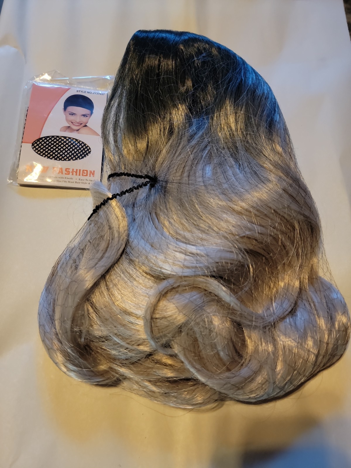 Fashion Short Curly Silver Wig 14in Classic Cap Womens Synthetic Hair Blk/blond