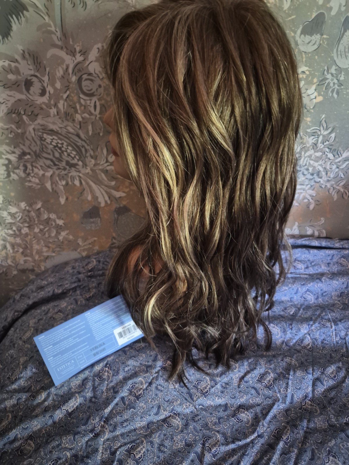 Estetica Designs Verona Monofilament Synthetic Wavy Layered Wig R8/26H New